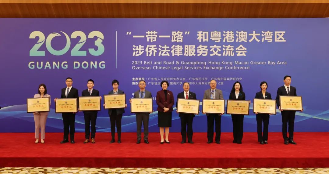 图片说明