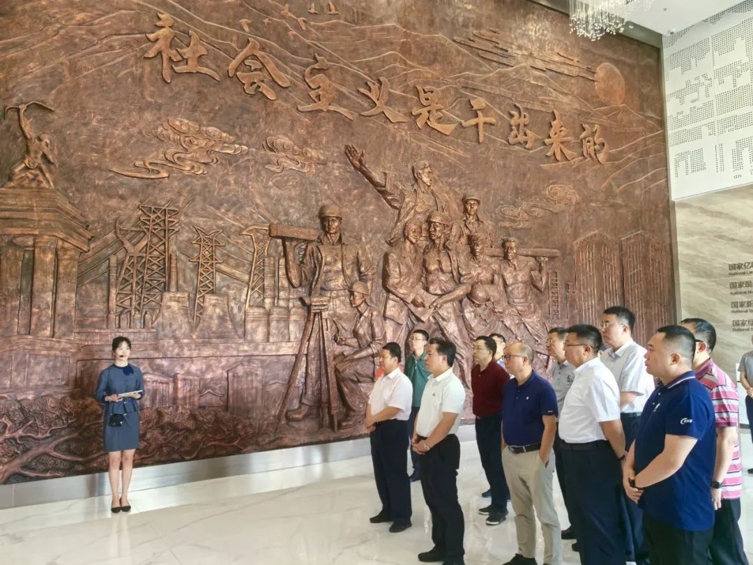 图片说明