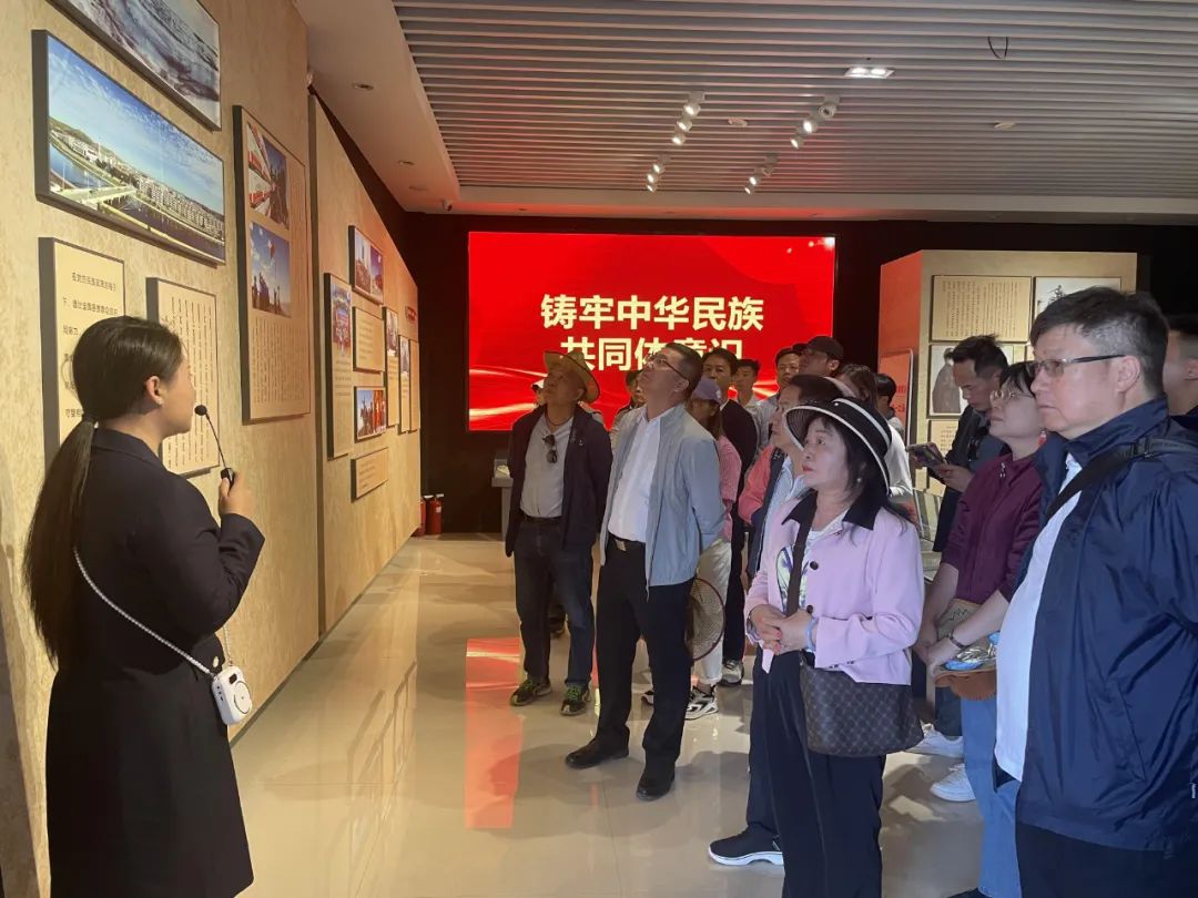 图片说明