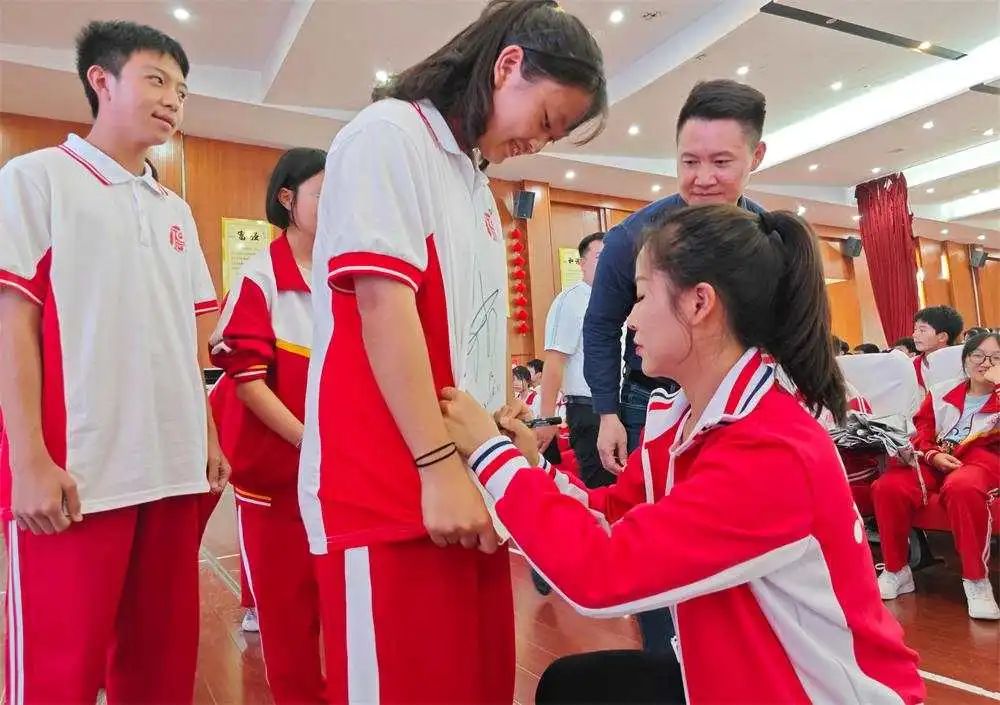 图片说明