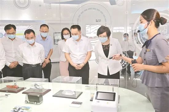 图片说明