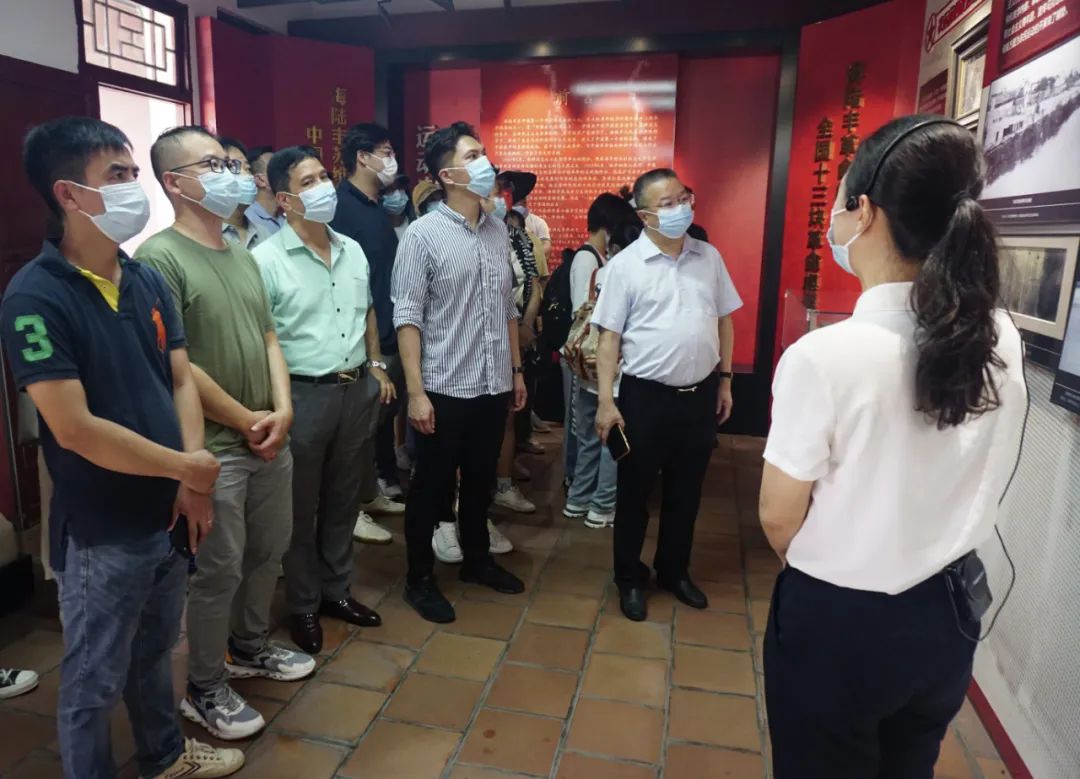 图片说明