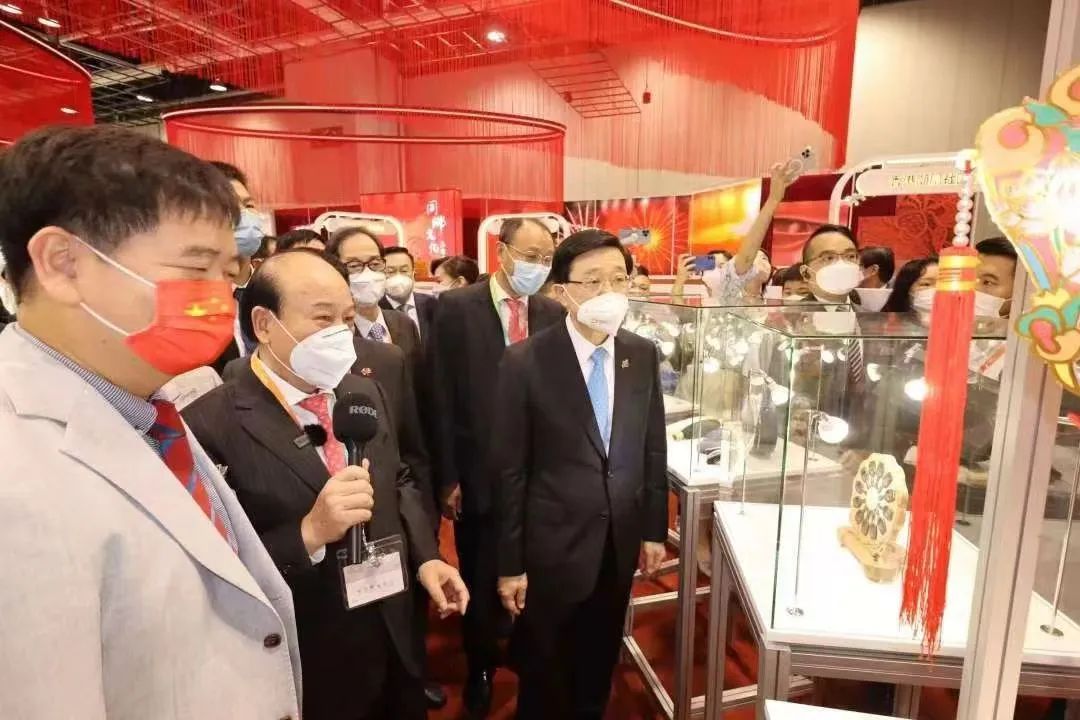 图片说明
