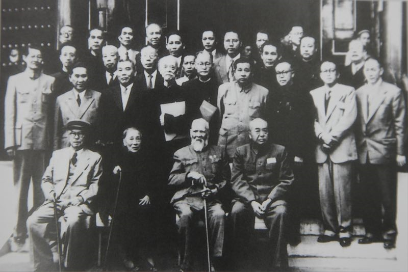 图片说明