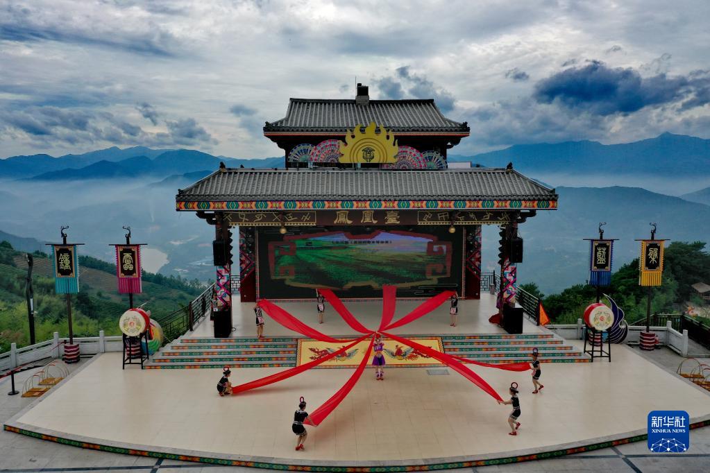 图片说明