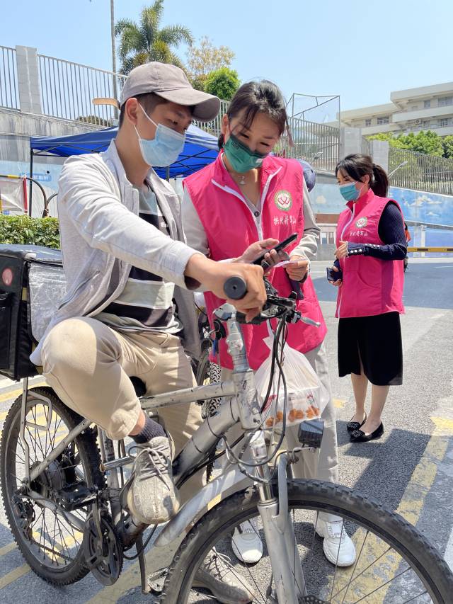 图片说明