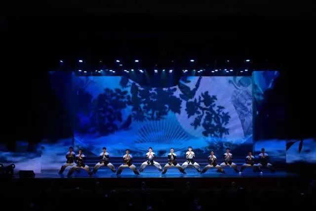 图片说明