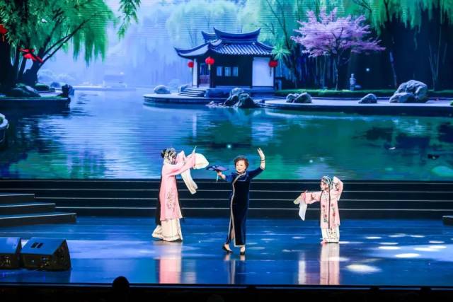 图片说明