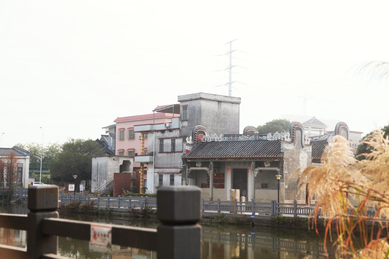 图片说明