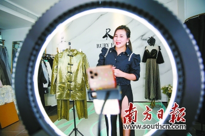 图片说明