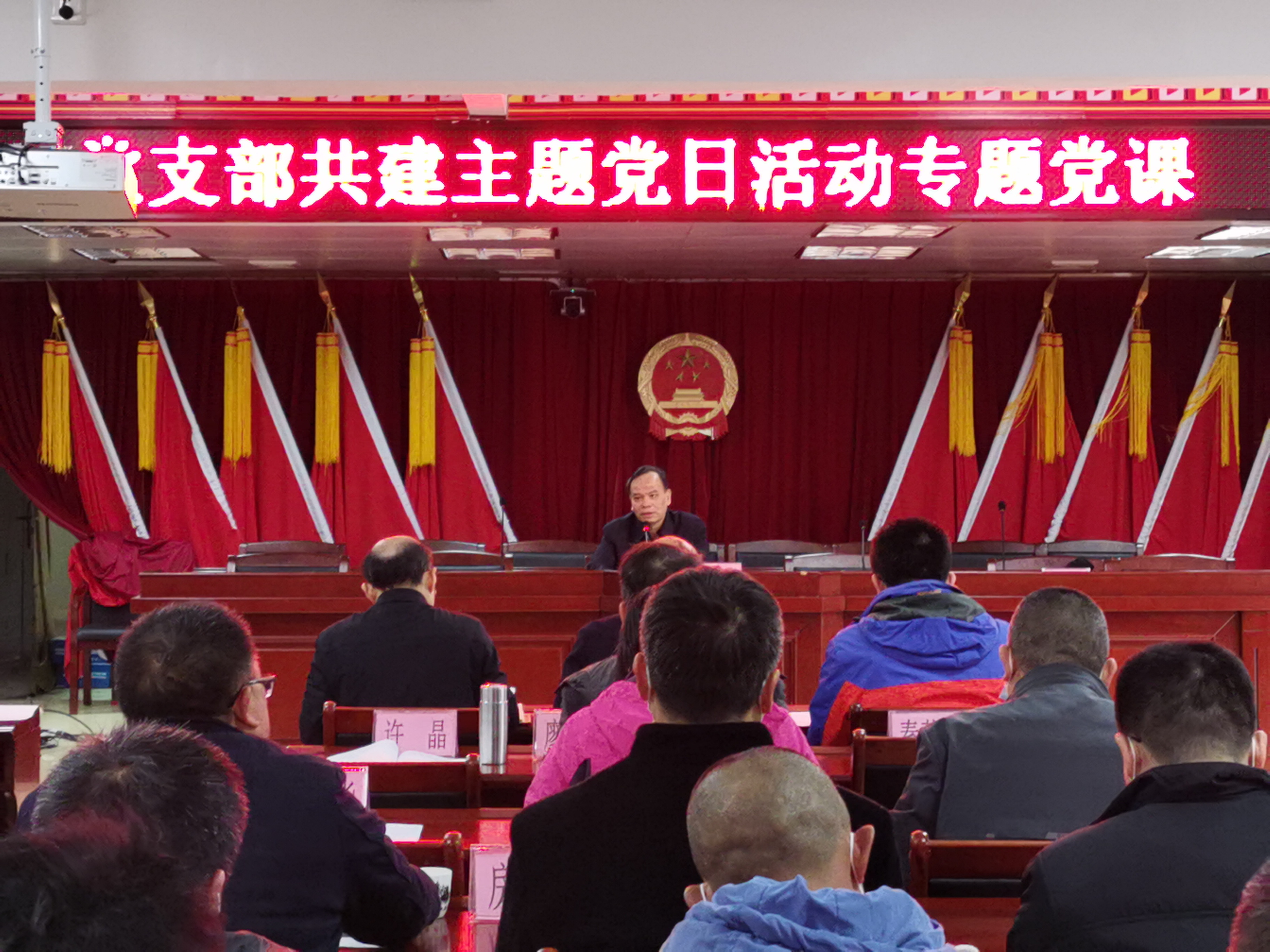 图片说明