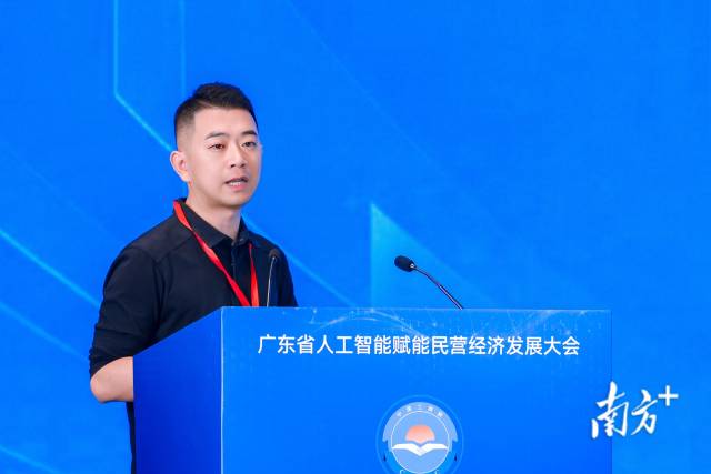 深圳嘉立创科技集团股份有限公司运营总经理修斌。